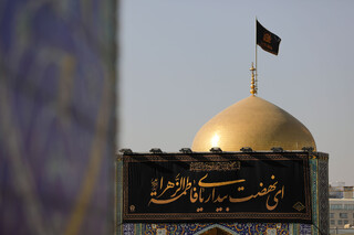 حضرت زهرا(س) خط اصیل ولایت را برای همیشه تاریخ تبیین و تثبیت کرد