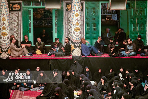 گزارش تصویری | عزاداری ایام فاطمیه در تکیه سادات اخوی