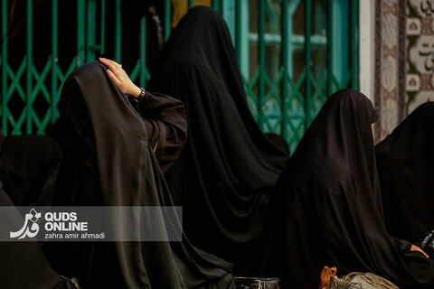 گزارش تصویری | عزاداری ایام فاطمیه در تکیه سادات اخوی