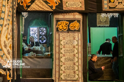 گزارش تصویری | عزاداری ایام فاطمیه در تکیه سادات اخوی