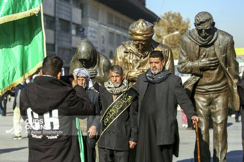 گزارش تصویری | مراسم تشییع پیکرهای مطهر 13 شهید گمنام در مشهد