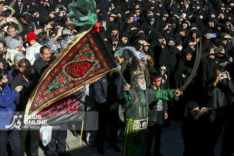 گزارش تصویری | مراسم تشییع پیکرهای مطهر 13 شهید گمنام در مشهد