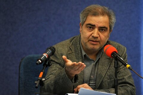 مدیرکل هنرهای نمایشی: هنرمندان حامل پیام امید و پایداری‌اند