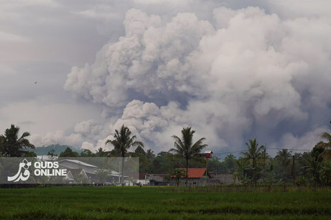 فوران آتشفشان کوه سمرو در اندونزی