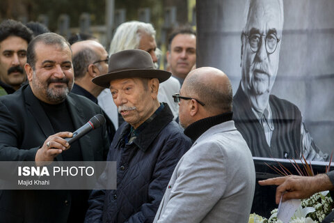 حضور هنرمندان در مراسم تشییع پیکر هادی مرزبان