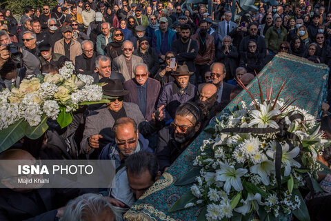 حضور هنرمندان در مراسم تشییع پیکر هادی مرزبان