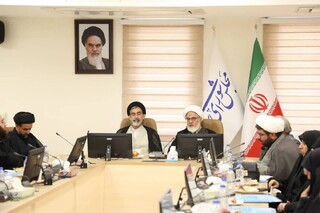 رئیس مدرسه عالی فقاهت عالم آل محمد (ع):حوزه مشهد آماده پشتیبانی فقهی از قانون‌گذاری کشور است
