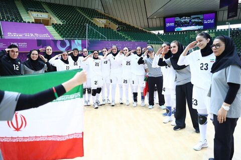 آغاز انقلاب هندبال بانوان ایران با دهه هشتادی‌ها/ هانیه کریمی در گفت‌وگو با قدس: دنیا باید قدرت هندبال بانوان ایران را ببیند