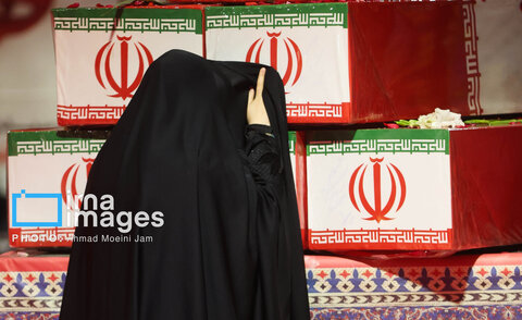 وداع با ۱۰۰ شهید گمنام