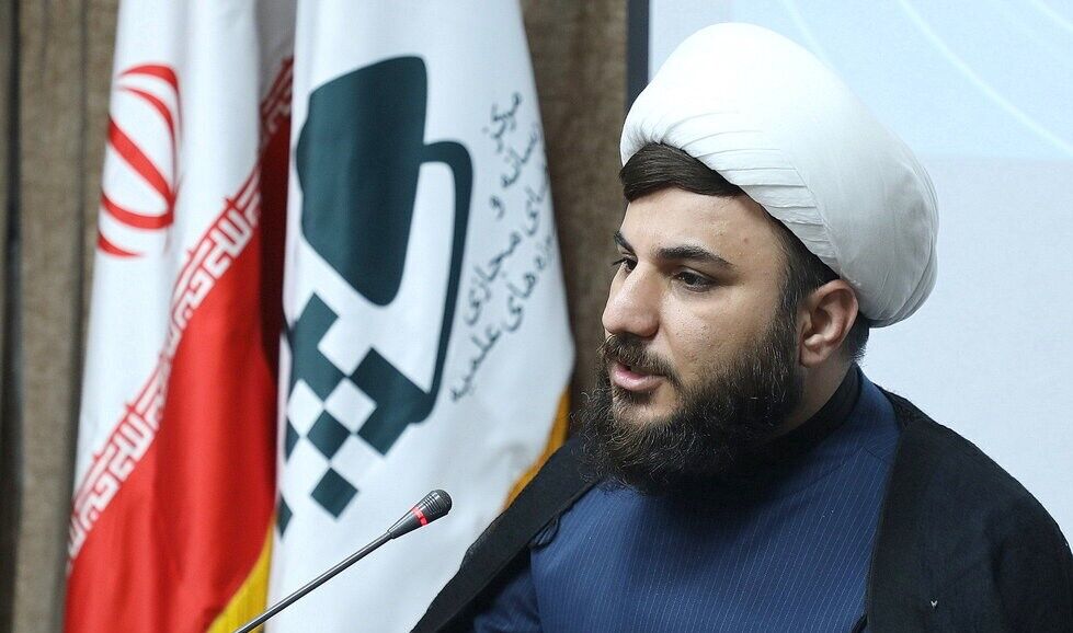 در گفتگو با مدیر دفتر امور نخبگان و استعدادهای برتر حوزه بررسی شد: طلاب چگونه از هوش مصنوعی نهایت بهره را ببرند؟