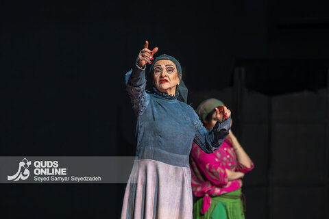 گزارش تصویری | اجرای نمایش "هم این هم آن"