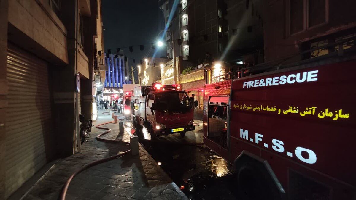 حریق ساختمان متروکه در خیابان اندرزگو مهار شد