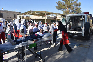 بیست‌وهفتمین مانور زلزله در ۵۴ آموزشگاه شهرستان بهاباد برگزار شد