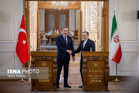 دیدار وزیر خارجه ترکیه با وزیر خارجه ایران