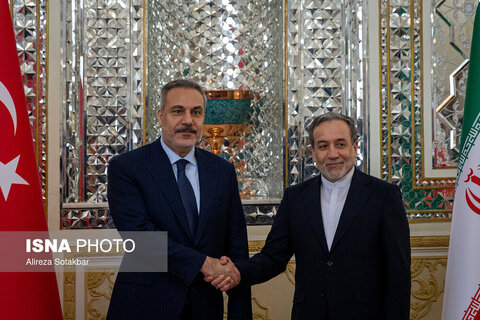 دیدار وزیر خارجه ترکیه با وزیر خارجه ایران