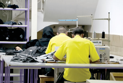 انجماد حقوق کارگران خیاطی زیر خط فقر