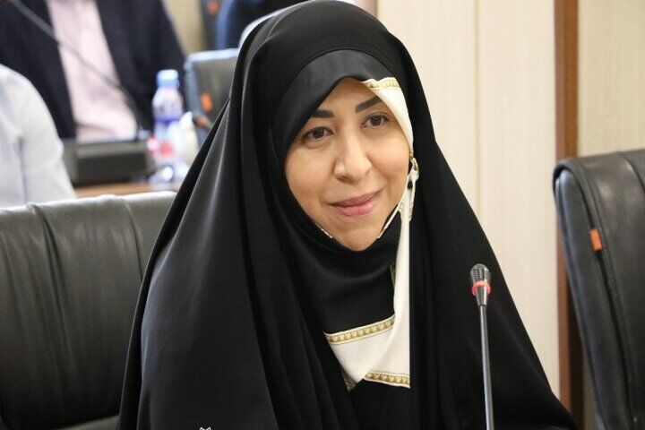 غفاری: رهبر انقلاب توجه ویژه‌ای به حقوق زنان و تمدن‌سازی آنان دارند