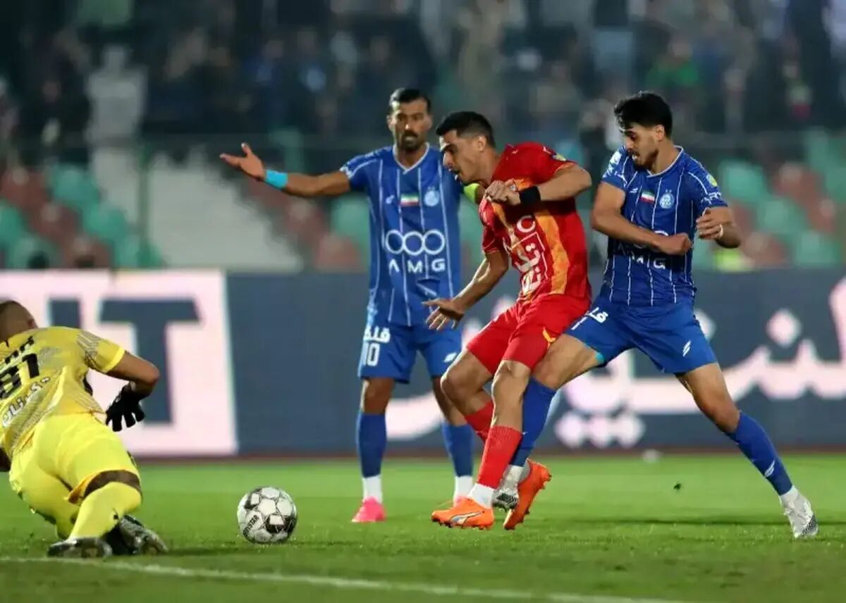 نعمتی: تمرکز نداشتم و اشتباه کردم/ کیفیت چمن در نتیجه بازی تاثیرگذار بود