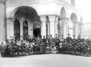 ۵ نقطه تاریخی در سیر قانون‌گذاری ایرانی