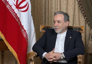 تذکر نمایندگان به عراقچی درباره ممنوع الورود کردن گروسی