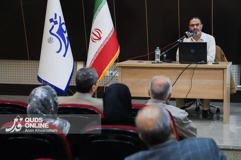 گزارش تصویری | نشست بیستم قصه‌های حرم؛ ابوطاهر قمی و میراث او در حرم رضوی