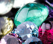 بازگشت تفویض اختیار ارزش‌گذاری سنگ‌های قیمتی و نیمه‌قیمتی به خراسان رضوی