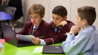 شرایط ثبت‌نام در مدارس بین‌المللی داخل و خارج از کشور/ نحوه تامین نیروی انسانی این مدارس