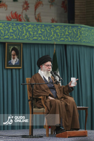 دیدار هزاران نفر از زنان و دختران با رهبر انقلاب