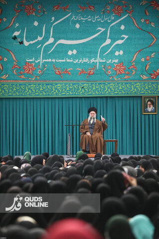 دیدار هزاران نفر از زنان و دختران با رهبر انقلاب