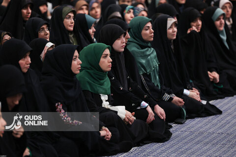 دیدار هزاران نفر از زنان و دختران با رهبر انقلاب