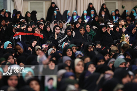 دیدار هزاران نفر از زنان و دختران با رهبر انقلاب