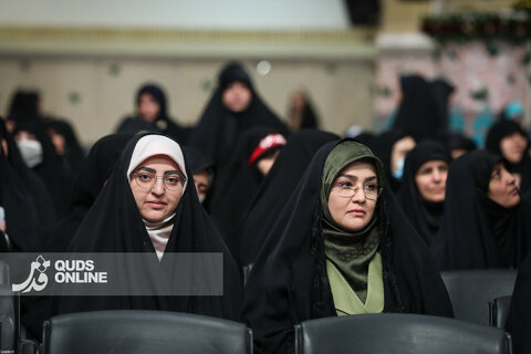 دیدار هزاران نفر از زنان و دختران با رهبر انقلاب