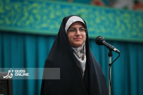 دیدار هزاران نفر از زنان و دختران با رهبر انقلاب