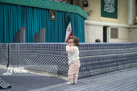 دیدار هزاران نفر از زنان و دختران با رهبر انقلاب