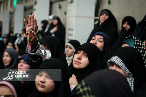 دیدار هزاران نفر از زنان و دختران با رهبر انقلاب