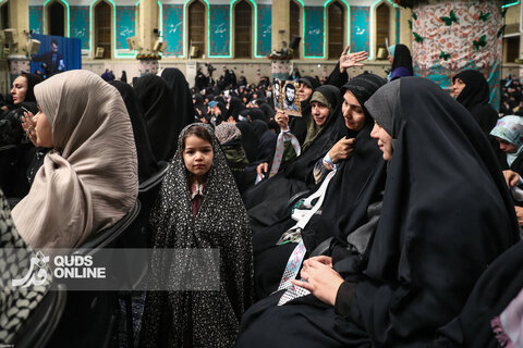 دیدار هزاران نفر از زنان و دختران با رهبر انقلاب