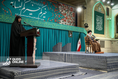 دیدار هزاران نفر از زنان و دختران با رهبر انقلاب