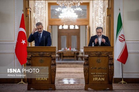 دیدار وزیر خارجه ترکیه با وزیر خارجه ایران