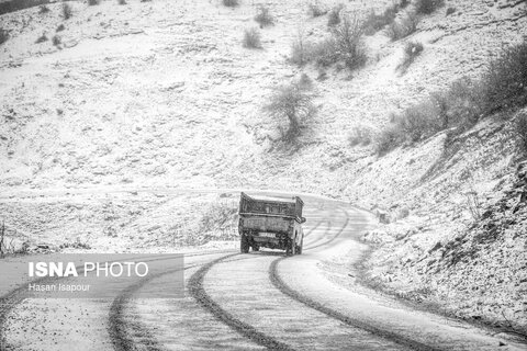 تصاویری از بارش برف پاییزی در ارتفاعات سوادکوه