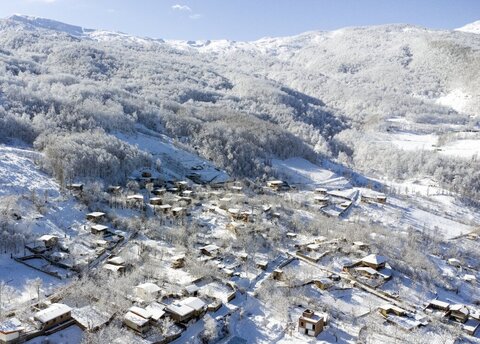 برف جای آتش را گرفت؛ «الیت» سفیدپوش شد