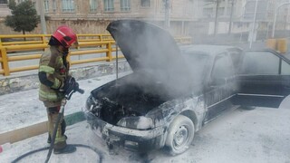 مهار حریق خودرو در بزرگراه هاشمی رفسنجانی