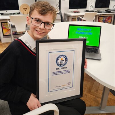 پسر ۱۱ ساله رکورد جهانی ساخت بازی را شکست