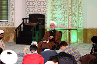 حجت‌الاسلام والمسلمین صدیقی: انسان بدون ولایت با کوچک‌ترین آلودگی و حادثه، تباه می‌شود