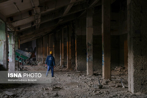 تصاویری از روند بازسازی ورزشگاه آزادی