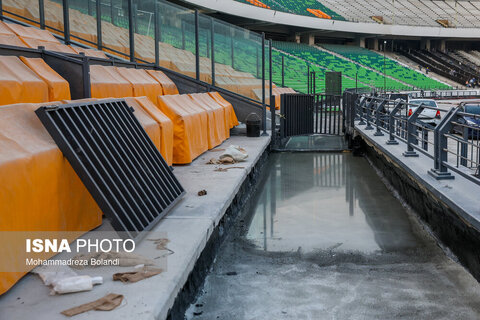 تصاویری از روند بازسازی ورزشگاه آزادی