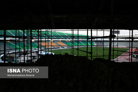 تصاویری از روند بازسازی ورزشگاه آزادی