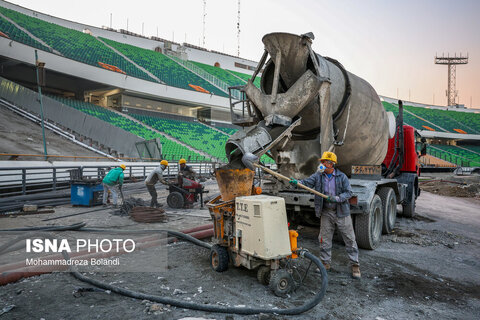 تصاویری از روند بازسازی ورزشگاه آزادی