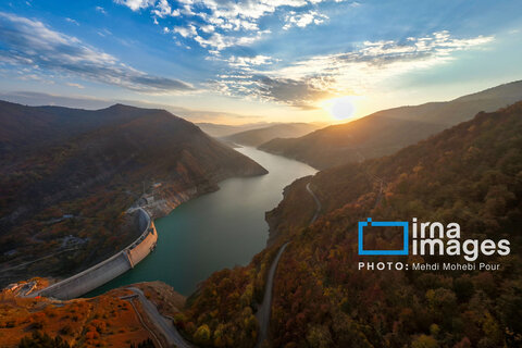 آخرین قدم‌های پاییز