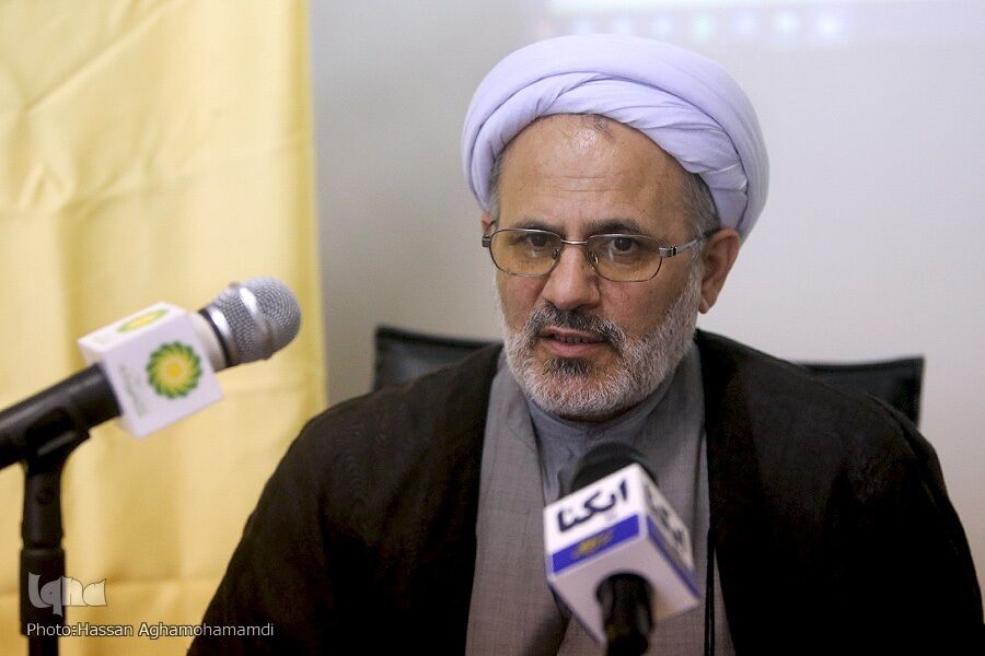 حجت‌الاسلام حمید احمدی خبر داد: بررسی اربعین ۱۴۰۵ با حضور فعالان فرهنگی ۱۲ کشور