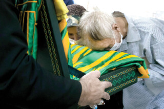 آقا حساب کردند